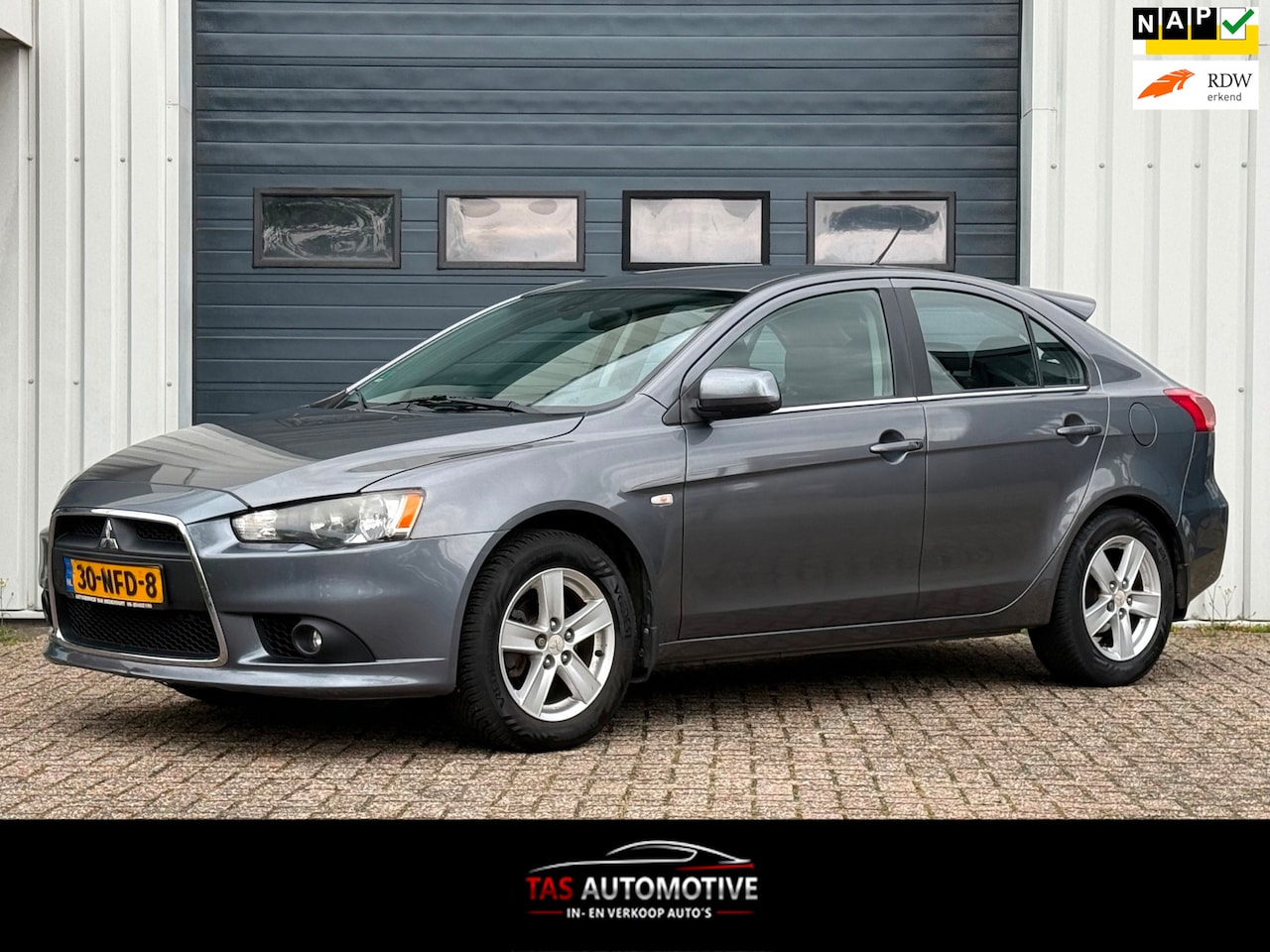 Mitsubishi Lancer Sportback - 1.5 Edition One AIRCO/NAP/PDC - AutoWereld.nl