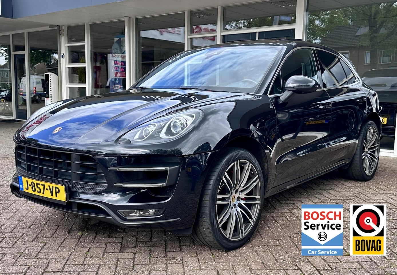 Porsche Macan - 3.6 Turbo Xenon/Led, Pano, Alcantara hemel, Sport Chrono.. - AutoWereld.nl