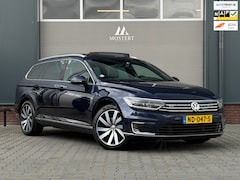 Volkswagen Passat Variant - 1.4 TSI GTE/218pk Connected Series Plus|2016|NAP|Dealer|Pano|Trekhaak|V-Cockpit|Adaptive|C