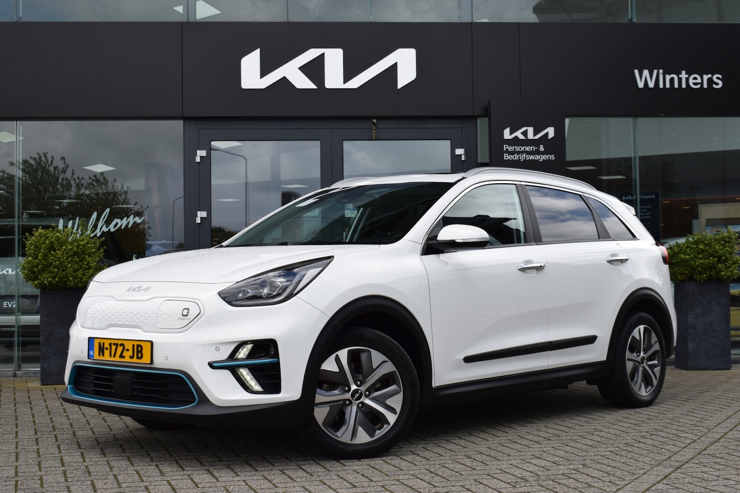 Kia e-Niro - ExecutiveLine 64 kWh | Schuif/ Kanteldak | Memory | Stoelventilatie | Adaptieve Cruise | J - AutoWereld.nl