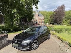 Volkswagen Golf - 1.4 TSI Highline | DSG | Pano |