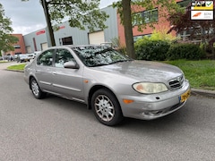 Nissan Maxima QX - 2.0 V6 Elegance automaat
