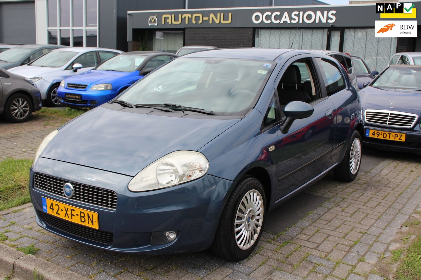 Fiat Grande Punto - 1.4 Dynamic Airco Cruise Elec. pakket Zuinig NAP APK - AutoWereld.nl