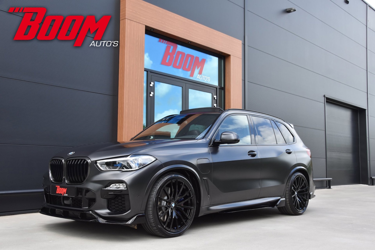 BMW X5 - XDrive45e M-Sport Performance PANO|B&W|MSTOELEN|360CAMERA|SOFTCLOSE|HEADUP - AutoWereld.nl