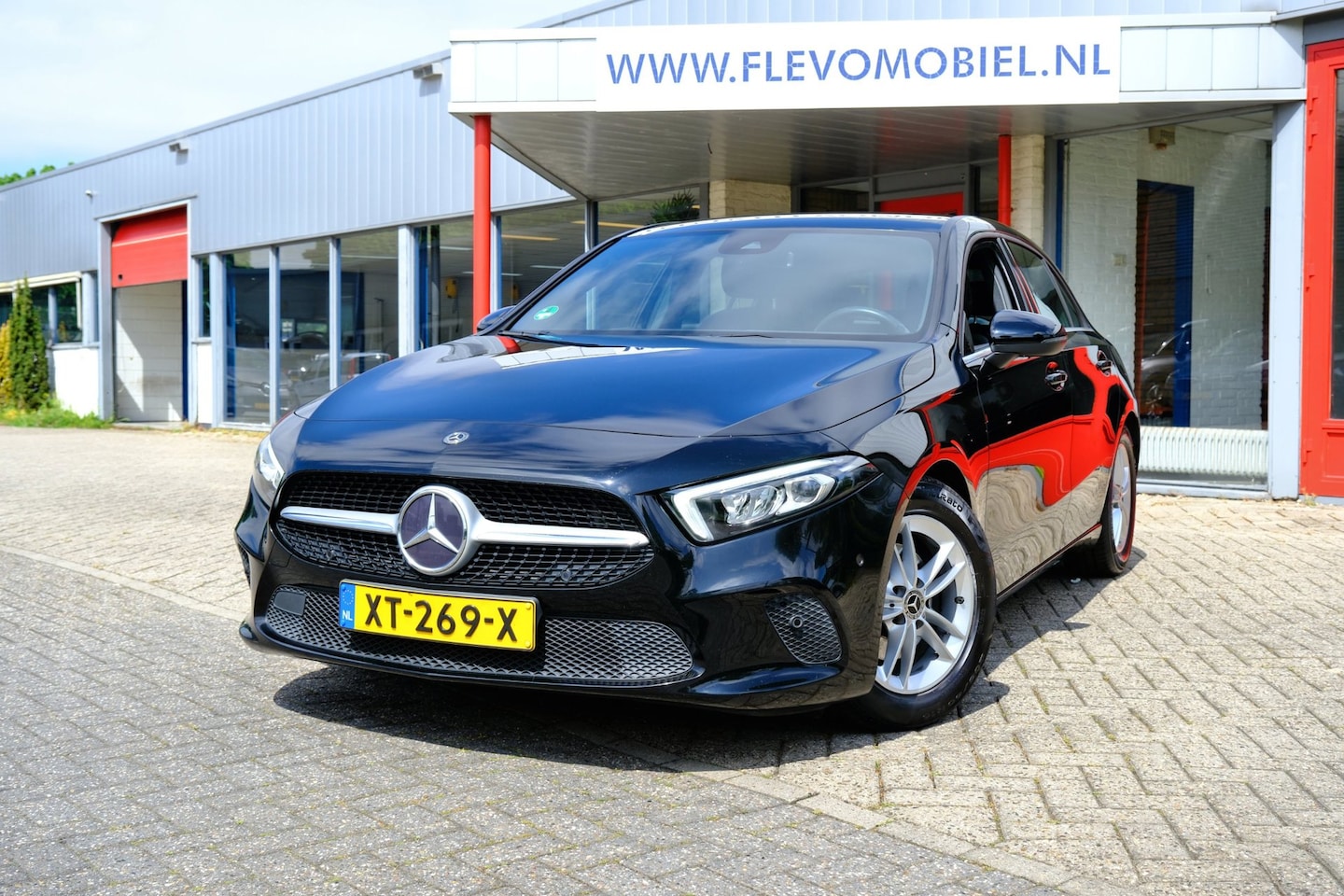Mercedes-Benz A-klasse - 180 Business Solution LED|1e Eig|Navi|LMV|Cam|Half Leder - AutoWereld.nl