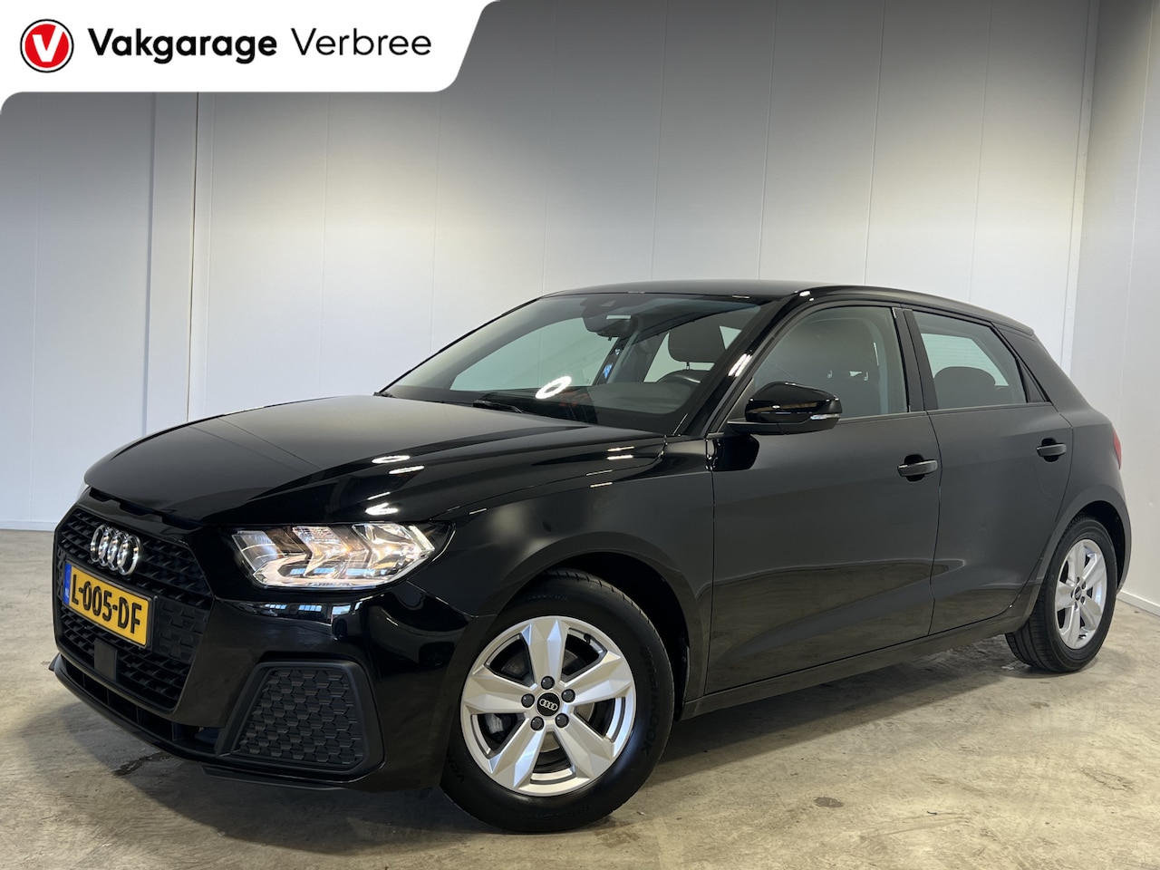 Audi A1 Sportback - 25 TFSI Pro Line | Lichtmetalen Velgen 15" | Cruise Control | Airco | Sportstuur | DAB | - AutoWereld.nl