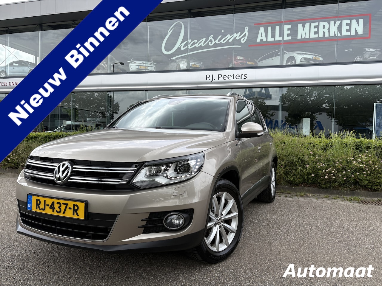 Volkswagen Tiguan - 1.4 TSI R-Line Edition Airco - Apple carplay - Achteruitrijcamera - Parkeersensoren - Navi - AutoWereld.nl