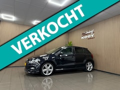 Volkswagen Polo - 1.2 TSI R-Line * Navigatie / 17" LM Velgen / Parkeersensoren / NL Auto