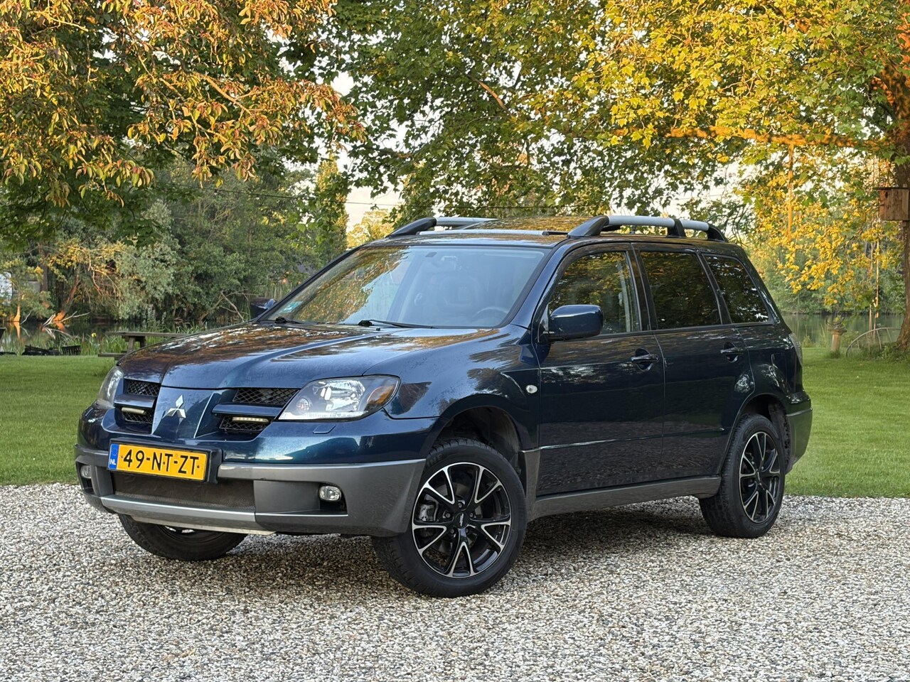Mitsubishi Outlander Sport - 2.4 4WD Warrior, Airco, Pano, Trekhaak - AutoWereld.nl