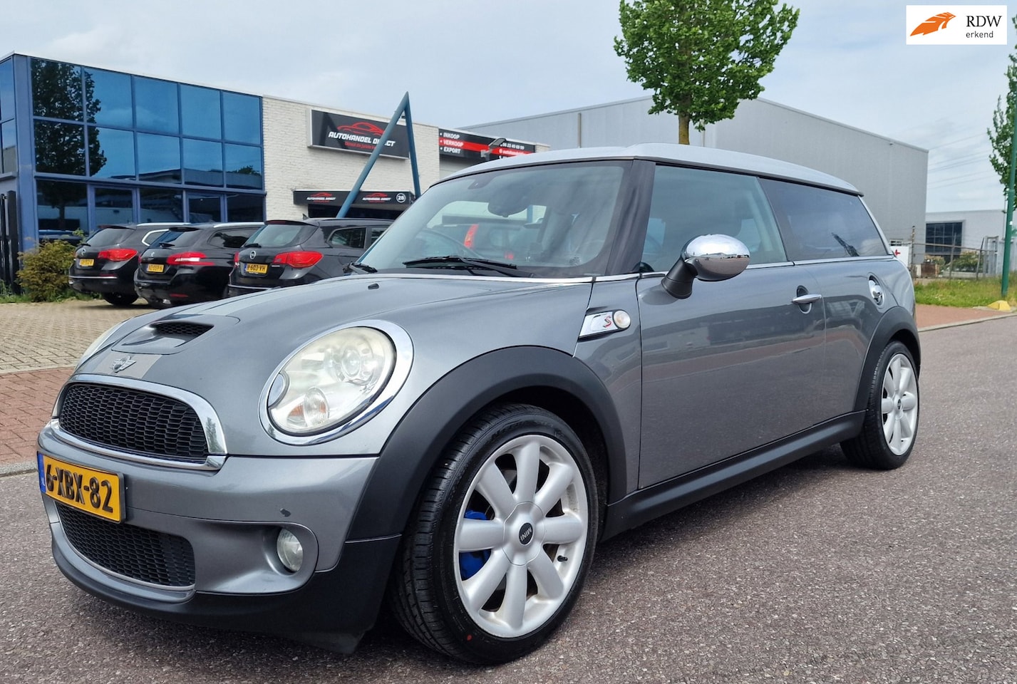 MINI Clubman - Mini 1.6 Cooper S PANO NAVI LEDER PSENSOR CRUISE 2 X SLEUTELS - AutoWereld.nl