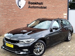 BMW 3-serie - 330E XDRIVE Sport - 360-cam, HUD, Laser, Drive Assist, Trekhaak, Keyless (292PK 1e Eig. BT