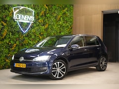 Volkswagen Golf - 1.2 TSI Lounge Edition automaat / Cruise / Parkeersensoren / Stoelv