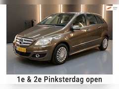 Mercedes-Benz B-klasse - 180 Business Class-automaat-airco-pdc-trekhaak