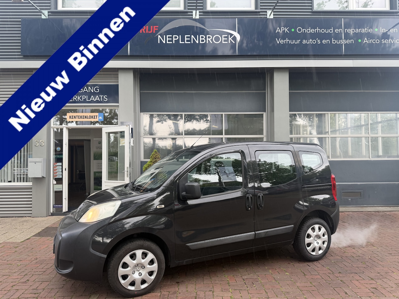 Peugeot Bipper Tepee - 1.4i Trekhaak,Cv,Electr Ramen,Radio/cd Hoe Zit 2010 Km 167.000 Lekke koppakking - AutoWereld.nl