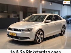 Volkswagen Jetta - 1.4 TSI Hybrid Comfortline-automaat-nette auto-distributieriem is vervangen