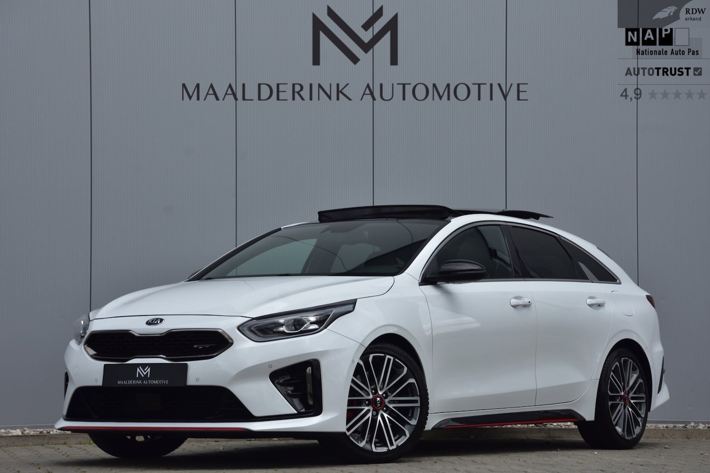 Kia Pro cee'd - 1.6 T-GDI GT Panodak, Digitale Cockpit, Camera, Navi, Stoelverwarming, App-Connect - AutoWereld.nl