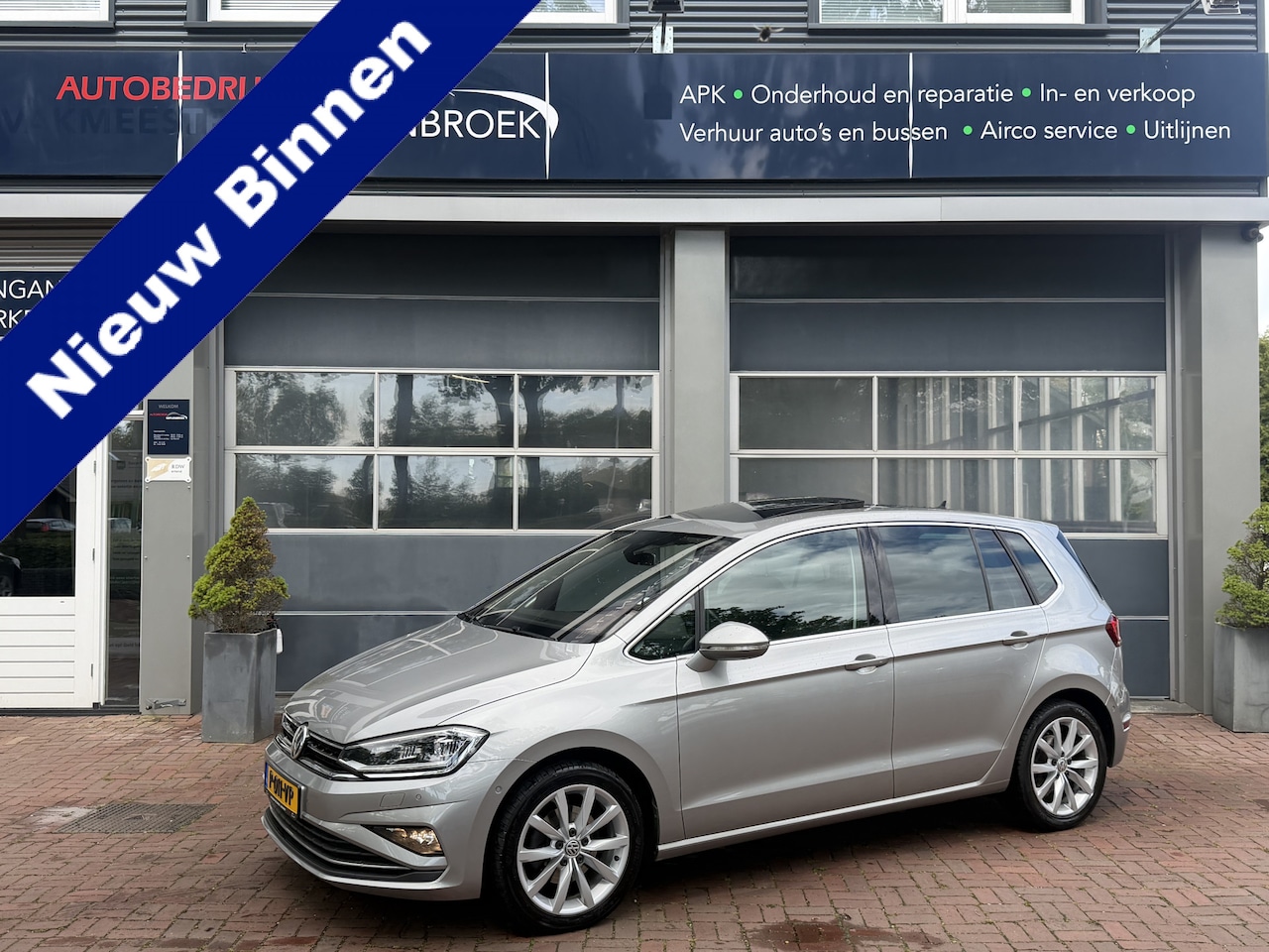 Volkswagen Golf Sportsvan - 1.5 TSI ACT Highline Bj 2018 Km 151.000 Nap Navi,Panodak.Trekhaak,Cruise 150pk - AutoWereld.nl