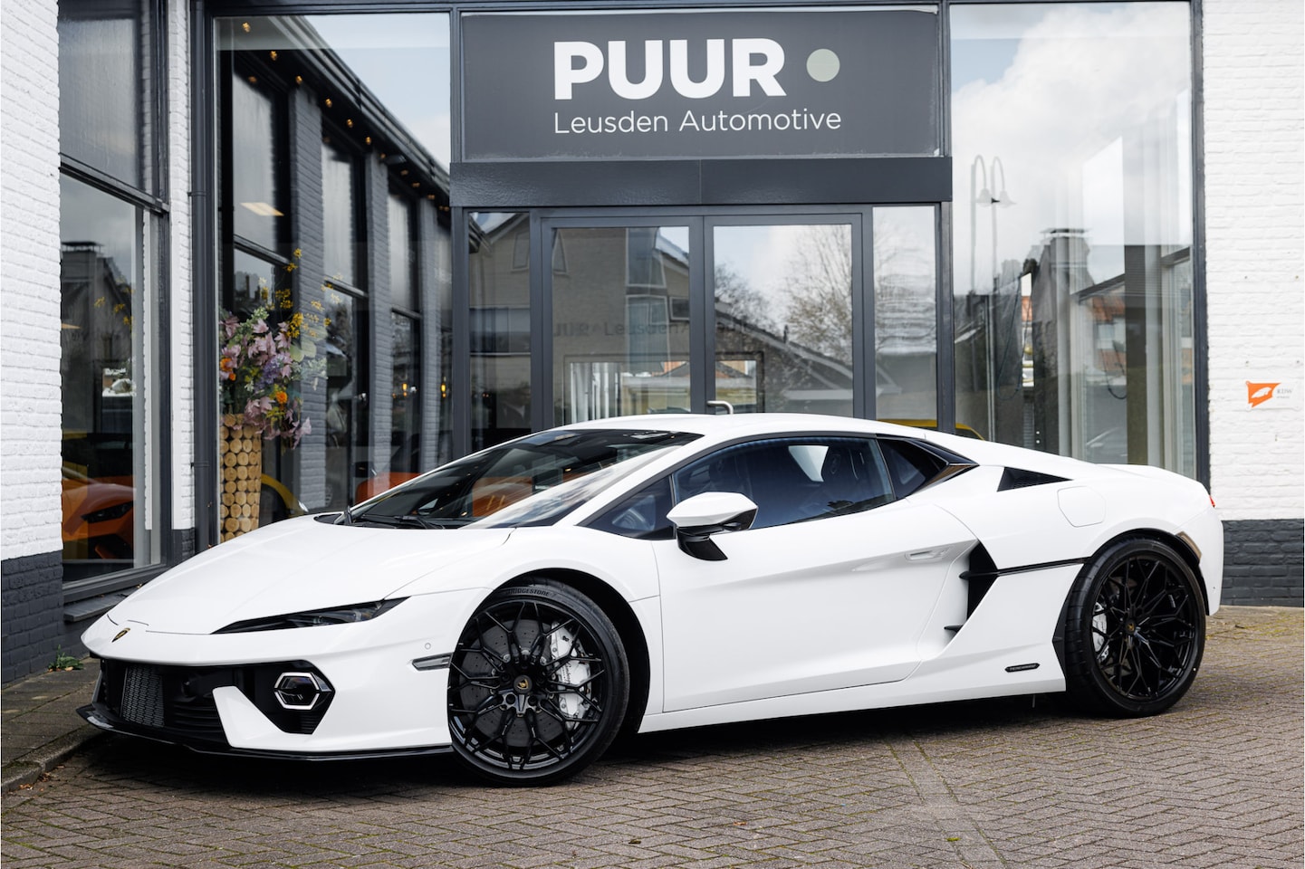 Lamborghini Temerario - 4.0 V8 920 PK [NETTO EXPORT] Sport Seats - Sonus Faber - Alcantara Pack - Passenger Displa - AutoWereld.nl