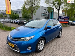 Toyota Auris - 1.8 Hybrid Executive - PANORAMA - NIEUWE APK