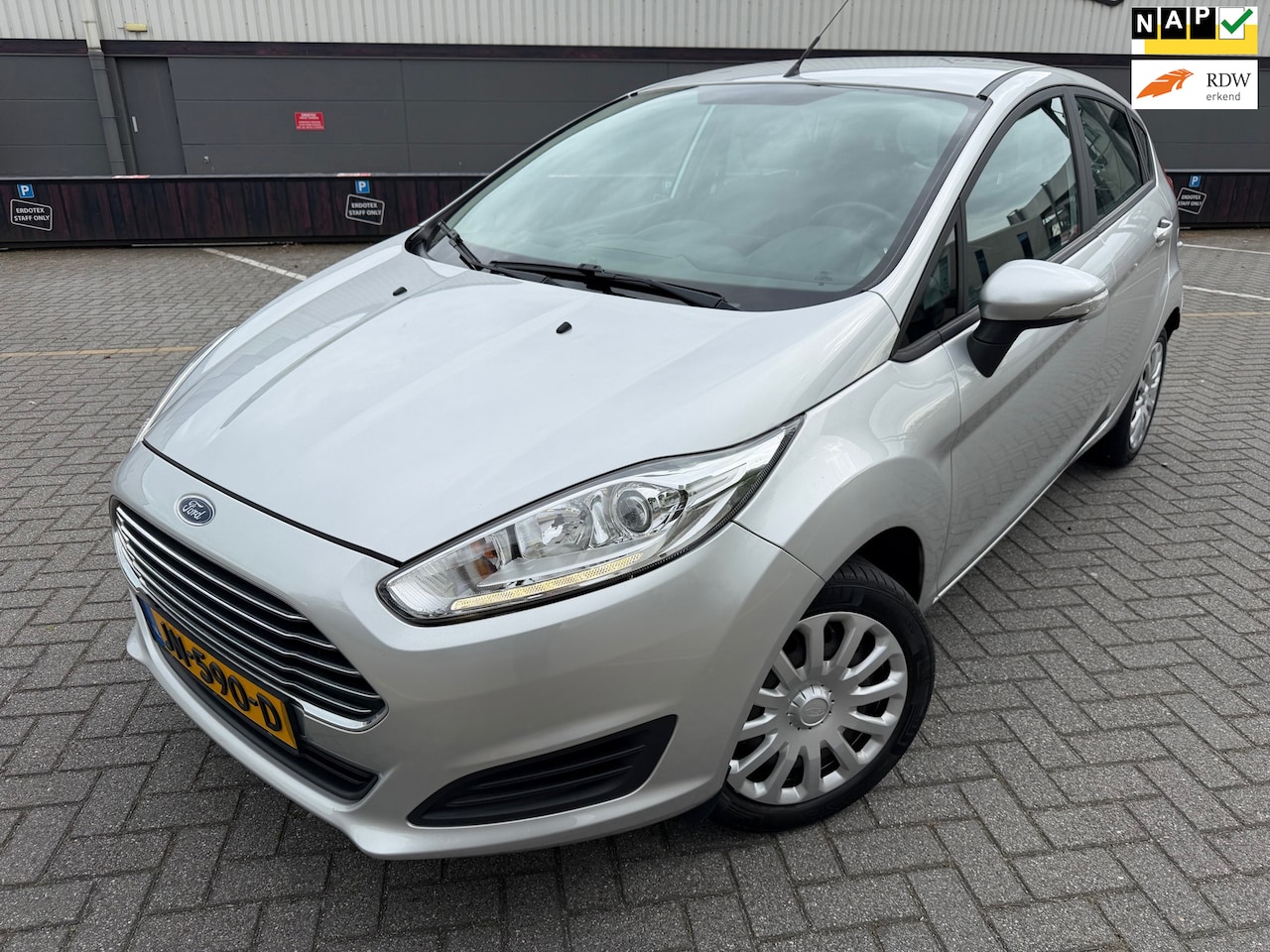 Ford Fiesta - 1.0 Style*NAVI*Trekhaak*Airco*APK*NAP*Bluetooth*Elkt-Ramen*C-D-Afstan - AutoWereld.nl