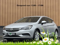 Opel Astra - 1.6 CDTI Business | Airconditioning | Cruise Control | Radio | Multifunctioneel Stuurwiel
