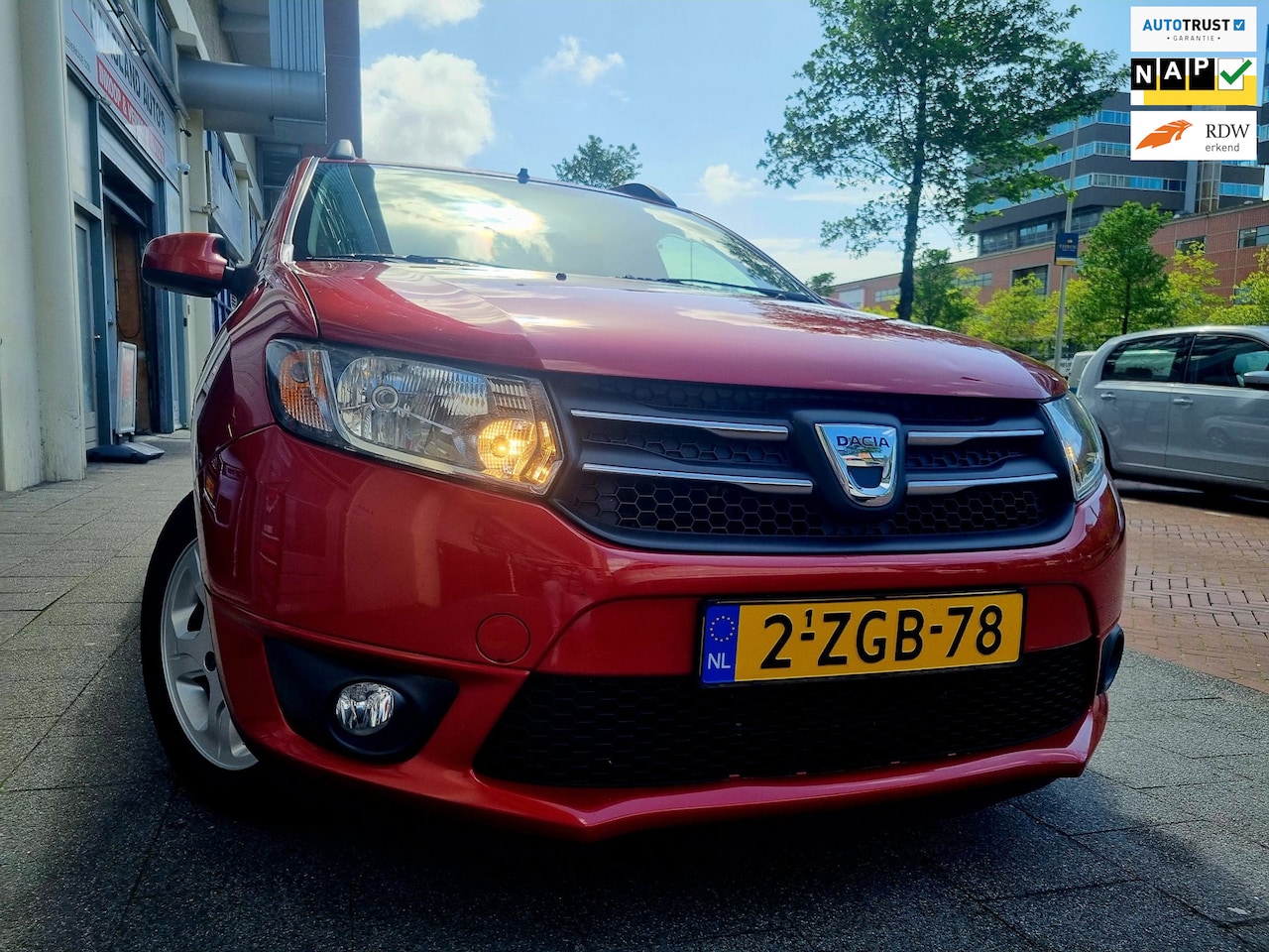 Dacia Logan MCV - 0.9 TCe Prestige Airco Navi ElecRam - AutoWereld.nl