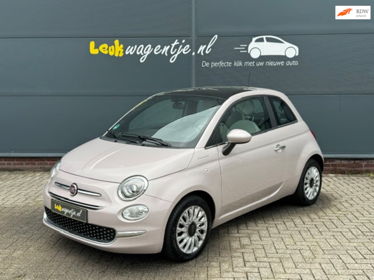 Fiat 500 - 1.0 Hybrid Dolcevita *carplay *cruise *pano *airco - AutoWereld.nl