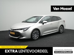 Toyota Corolla Touring Sports - 2.0 Hybrid Business Plus | Apple/Android Play | Camera | Adaptive Cruise | Keyless Go/Entr