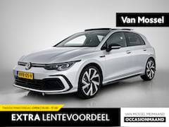 Volkswagen Golf - 1.5 eTSI R-Line Business 150 PK | R-Line | Automaat | Panoramadak | Stoelverwarming | App