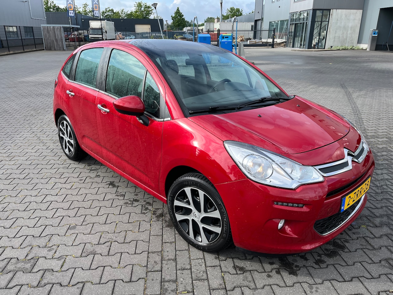 Citroën C3 - 1.2 PureTech Collection Bijna nieuwe apk, climate controle,navigatie, - AutoWereld.nl