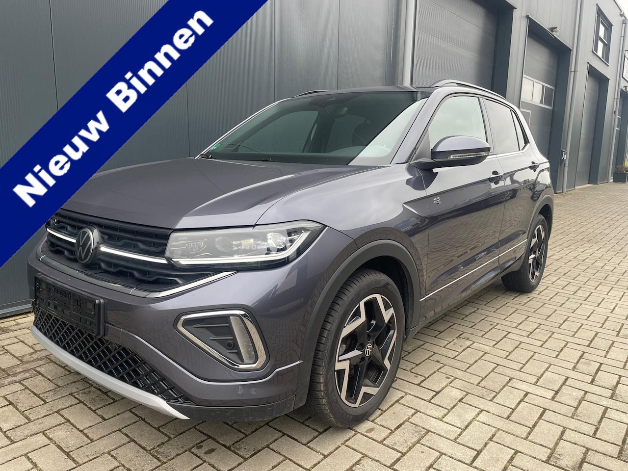 Volkswagen T-Cross - 1.5 TSI R-Line Edition AFN. TREKH. - CAMERA - AD. CRUISE 2025 km 25.000 - AutoWereld.nl