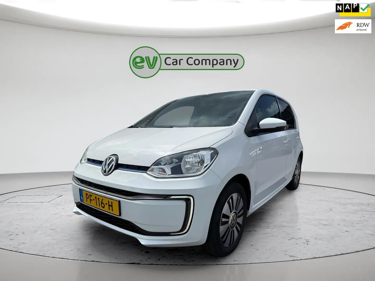 Volkswagen e-Up! - E-up! | SOH 90% | Stoelverwarming | CCS opladen | 1e Eigenaar | Incl. BTW | 2 sets Velgen - AutoWereld.nl