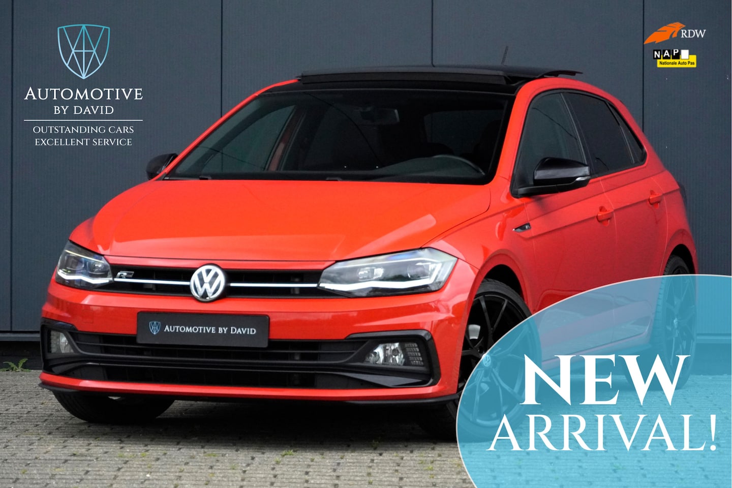 Volkswagen Polo - 1.0 TSI 116 pk R-LINE HIGHLINE AUTOMAAT / NIEUWE DISTRIBUTIE / 2 x R-LINE / TREKHAAK / PAN - AutoWereld.nl