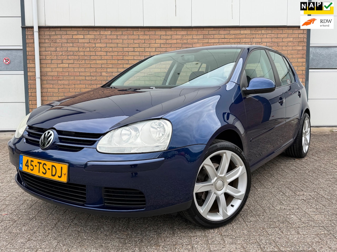 Volkswagen Golf - 1.6 FSI Optive 2 NAVI/AIRCO/TOPSTAAT !!! - AutoWereld.nl
