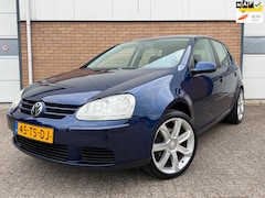 Volkswagen Golf - 1.6 FSI Optive 2 NAVI/AIRCO/TOPSTAAT