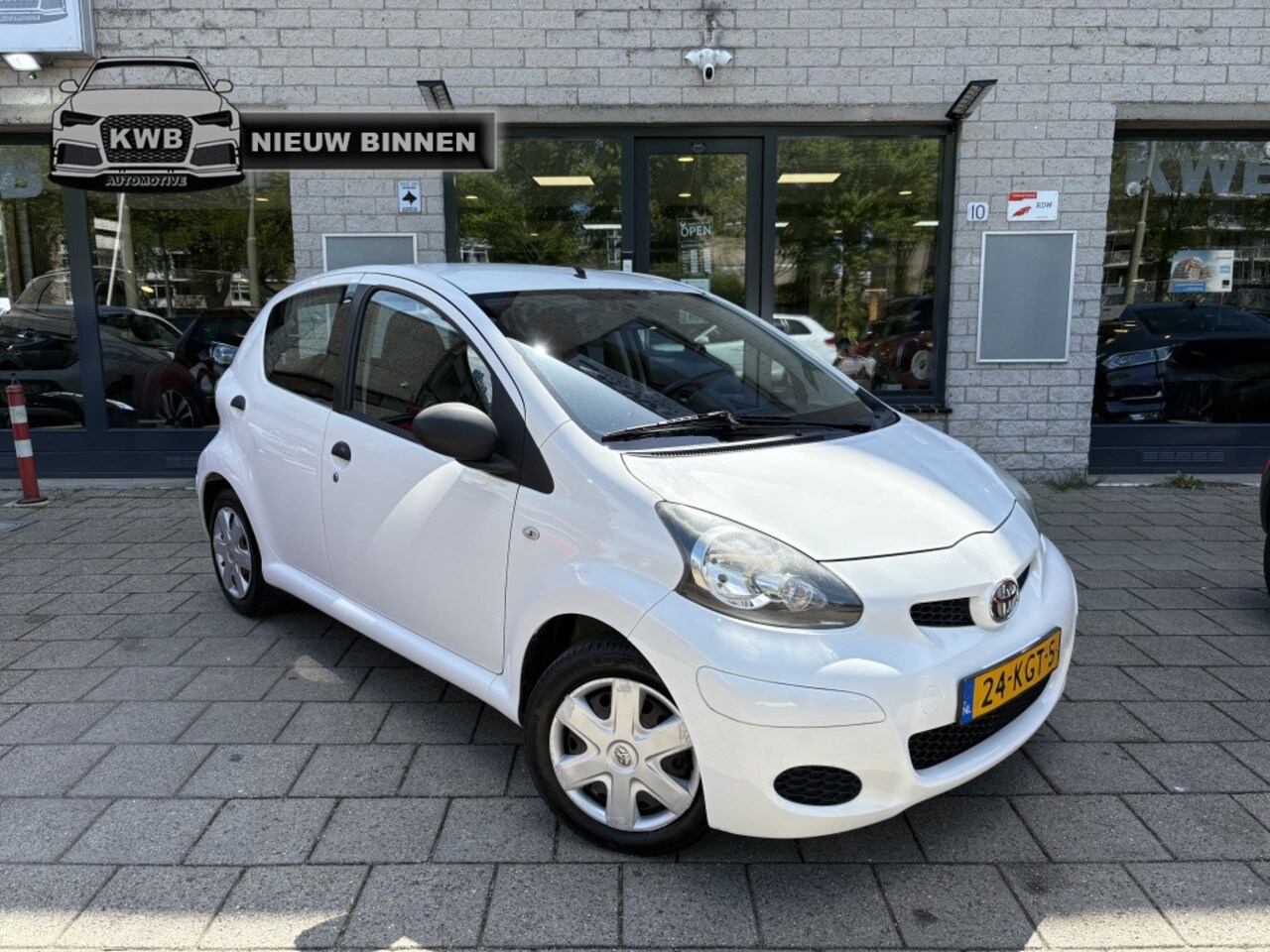 Toyota Aygo - 1.0-12V 5Drs Nieuwe apk Beurt - AutoWereld.nl