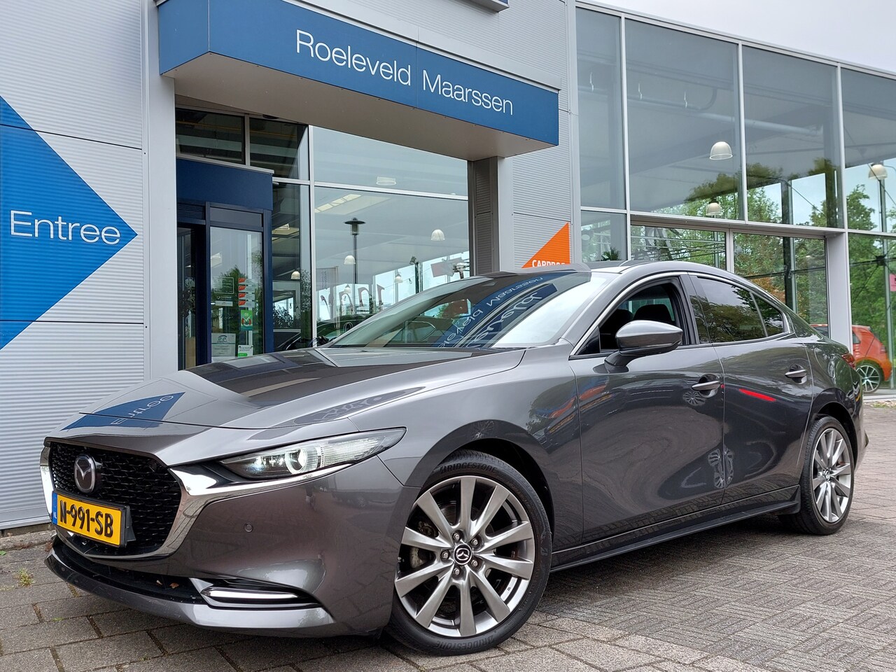 Mazda 3 Sport - 2.0 e-SkyActiv-G M Hybrid 180pk Automaat Sportive | Navi | Apple Carplay+Android Auto | Ad - AutoWereld.nl