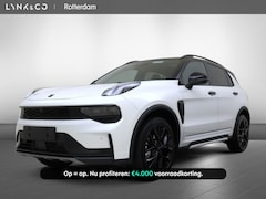 Lynk & Co 01 - | MORE | Panoramadak | 360° camera |