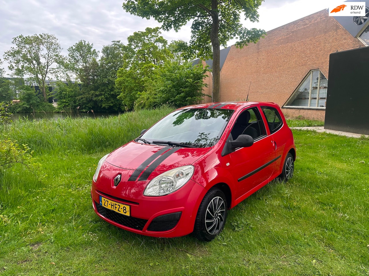 Renault Twingo - 1.2 Authentique Airco Elekt ramen 151DKM NAP - AutoWereld.nl