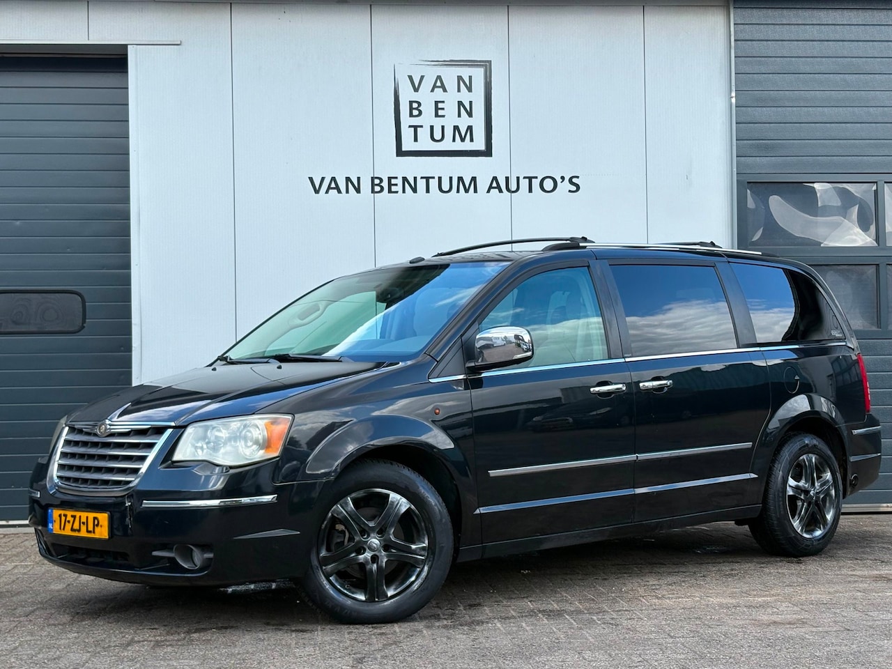 Chrysler Town and Country - 4.0 V6 MEENEEMPRIJS, LEES TEKST - AutoWereld.nl