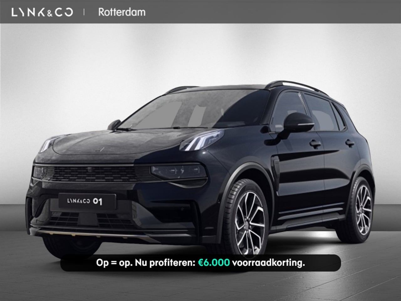 Lynk & Co 01 - | CORE | UIT VOORRAAD LEVERBAAR! | Achteruitrij camera | - AutoWereld.nl