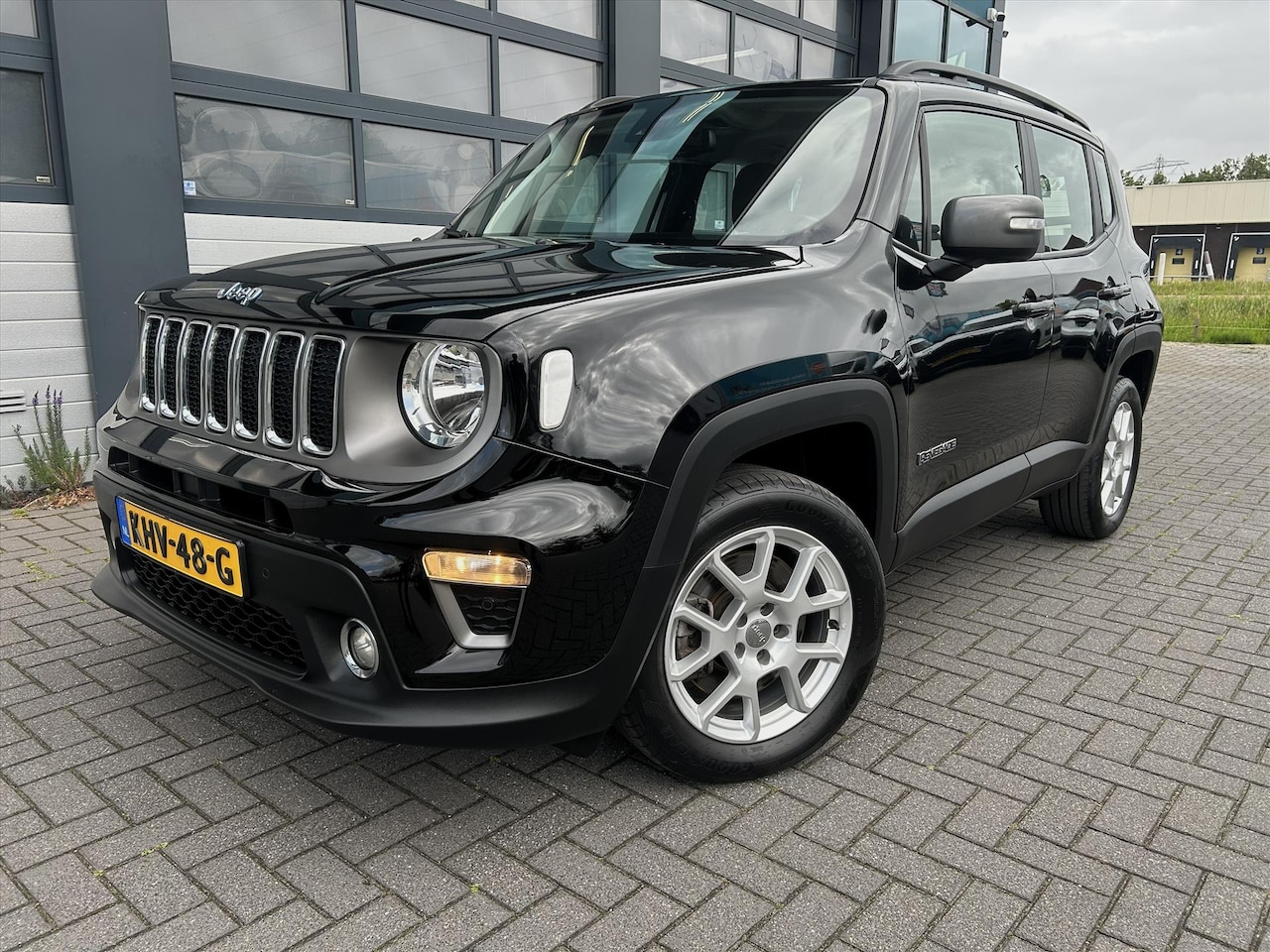 Jeep Renegade - 1.3T 4XE 190pk PHEV, Carplay, Winterpakket - AutoWereld.nl