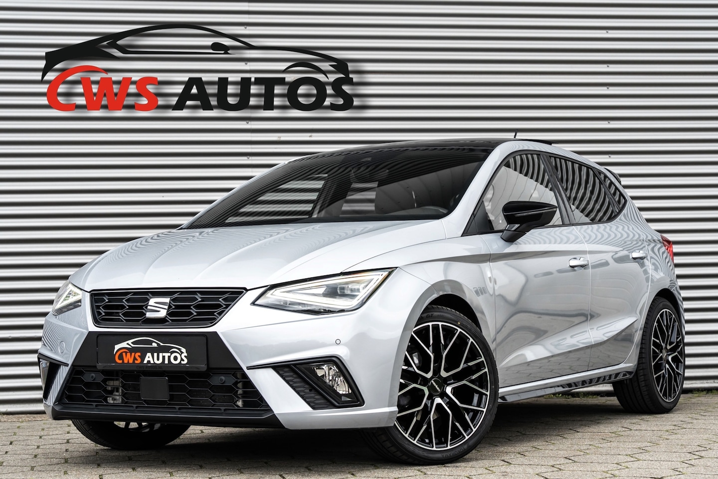 SEAT Ibiza - 1.5 TSI FR Sport Plus Black ed. VIRTUAL*BEATS*ACC*LANE*KEYLESS*PANO*CAMERA - AutoWereld.nl