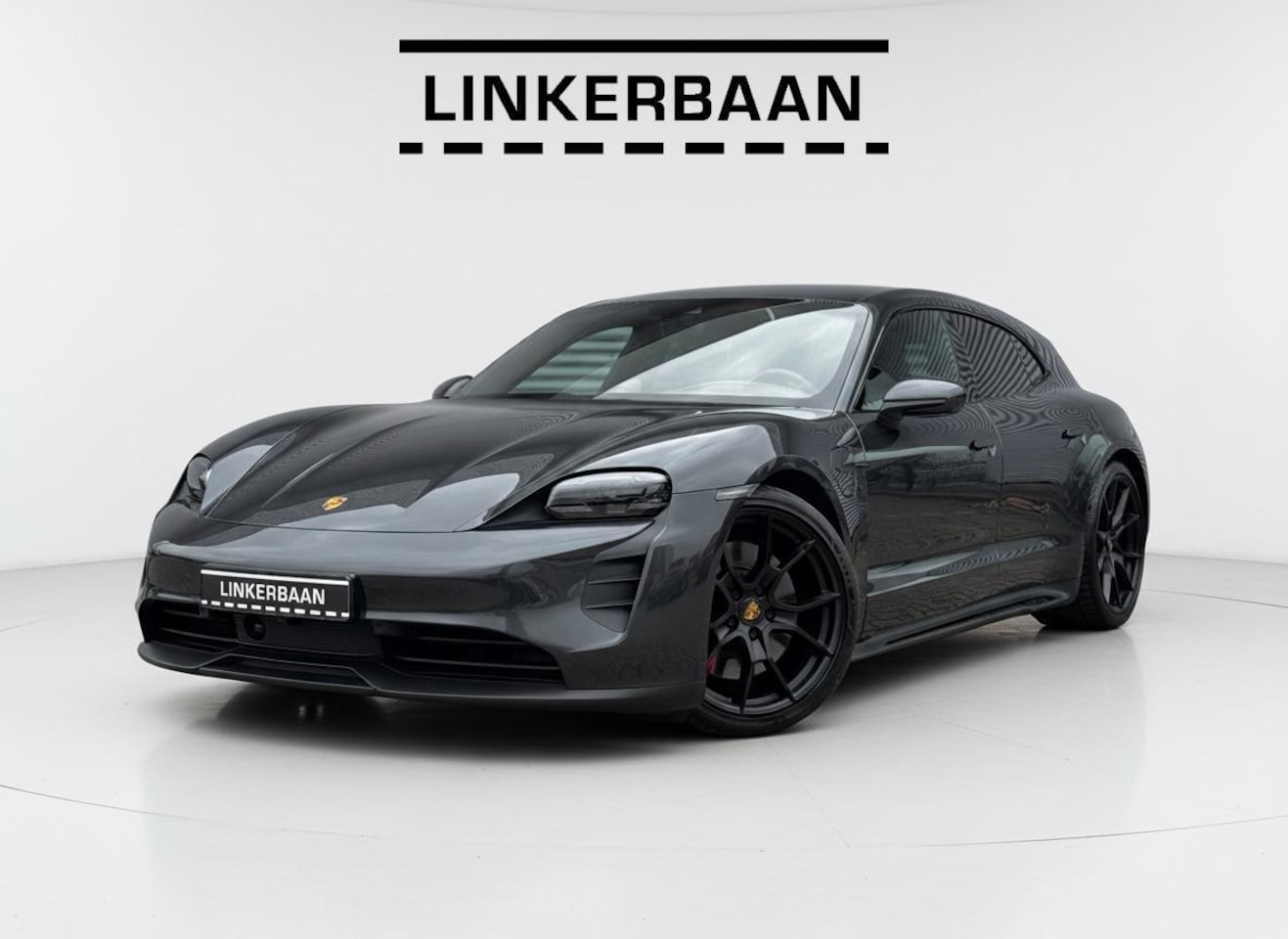 Porsche Taycan Sport Turismo - GTS 93 kWh | SOH 87% | Luchtvering | Bose | Panodak | 4W Besturing | Massage | 21 inch | - AutoWereld.nl