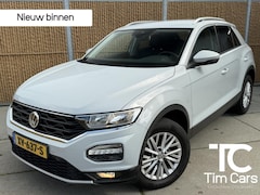 Volkswagen T-Roc - 1.0 TSI Style Trekhaak | Climate control | Navigatiesysteem | Cruise control adaptief | DA