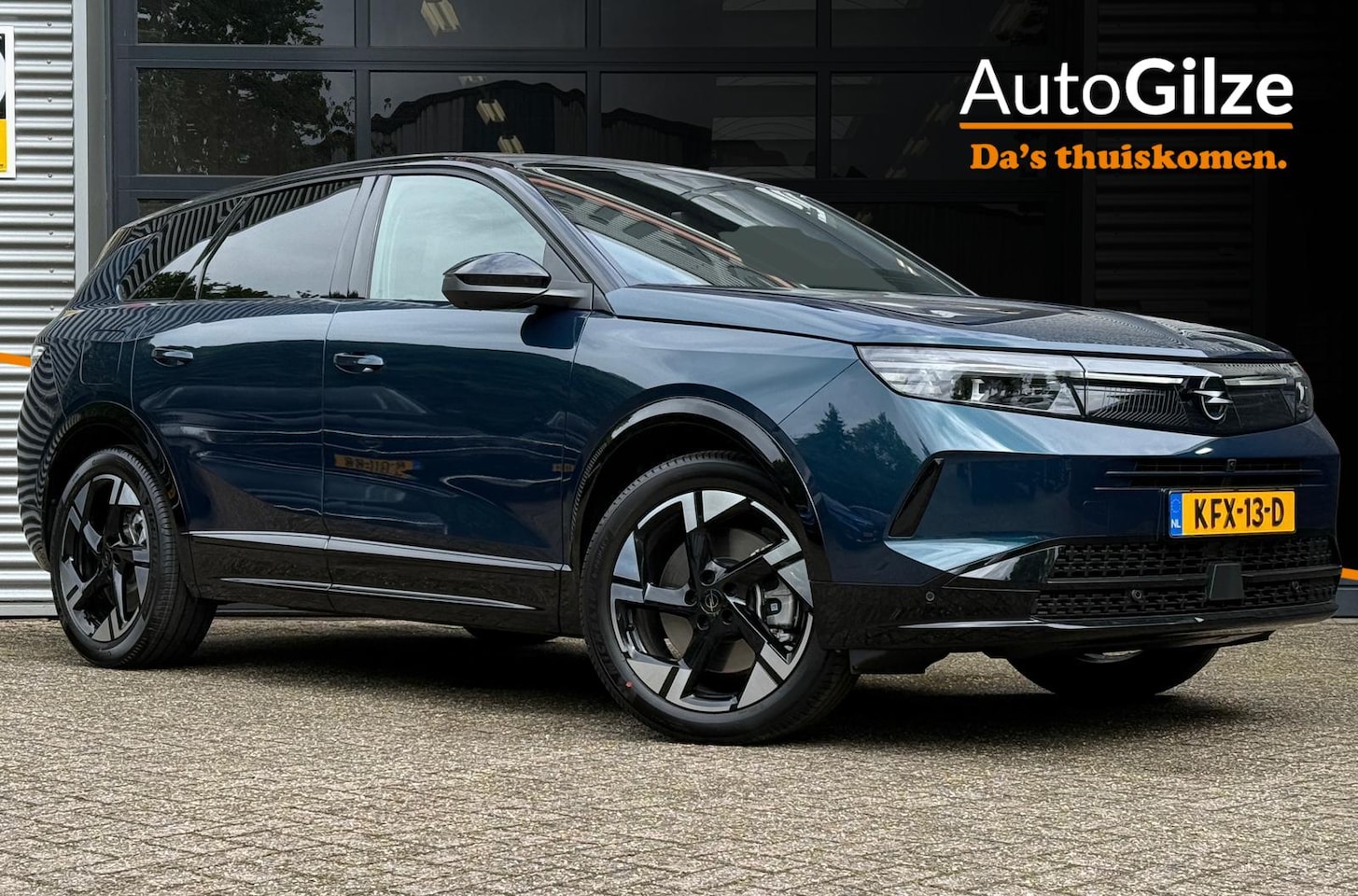 Opel Grandland - 1.6 Turbo Plug-in-Hybrid Ultimate l Pano l Trekhaak l Focal Sound l HUD l 20 Inch - AutoWereld.nl