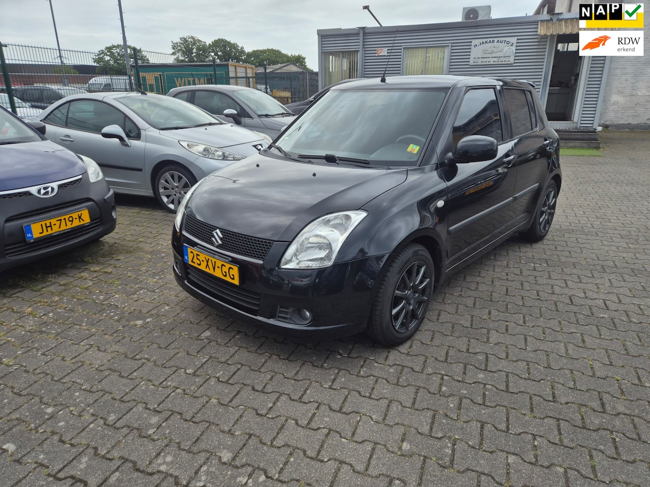 Suzuki Swift - Suzuki Swift 1.5 Exclusive-5 DRS - AutoWereld.nl