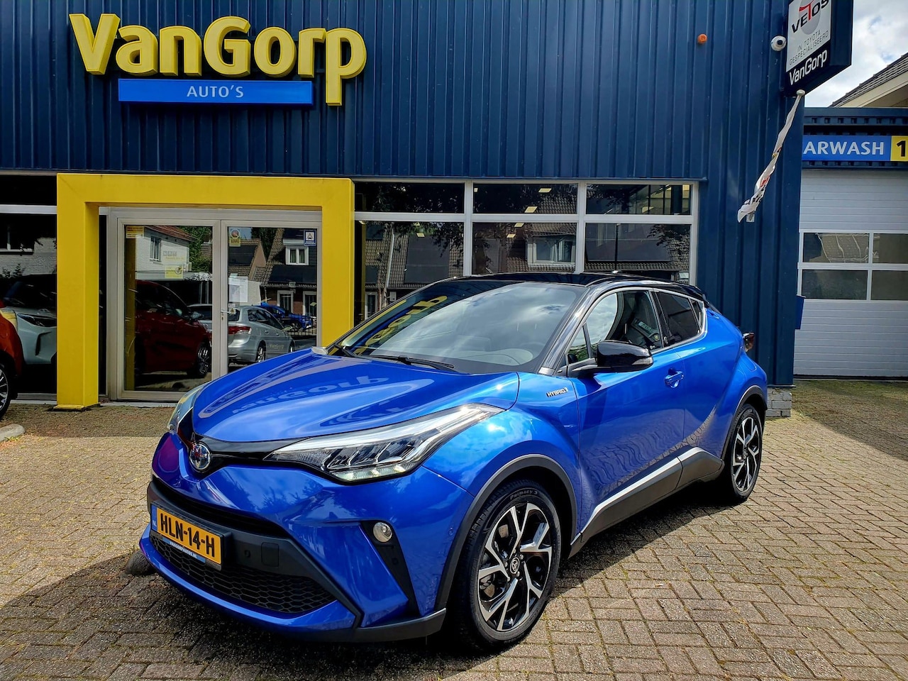 Toyota C-HR - 2.0 Hybrid Bi-Tone All-in prijs! - AutoWereld.nl