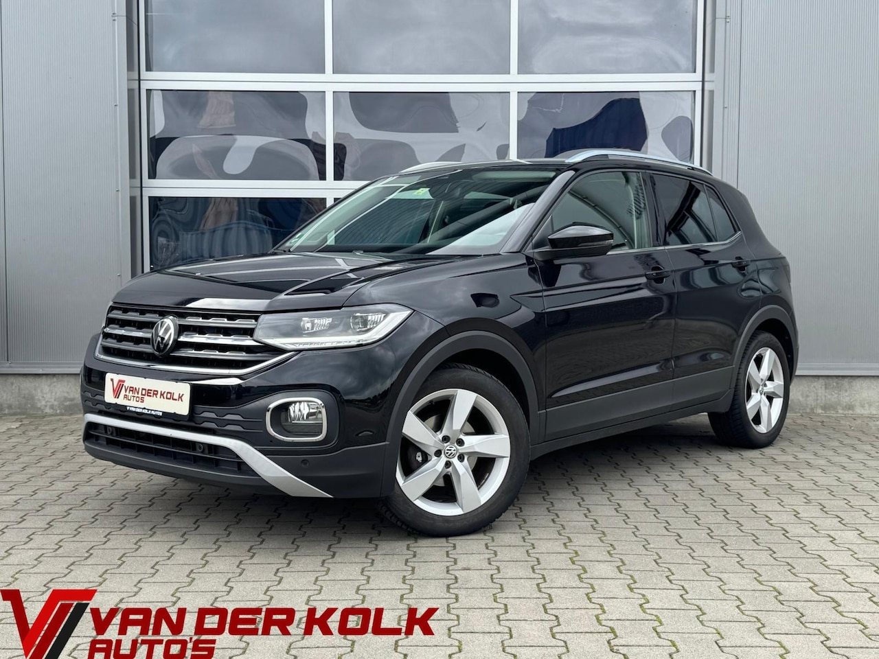 Volkswagen T-Cross - 1.0 TSI Style | Digital Cockpit | Camera | LED | Adaptive Cruise | CarPlay | Navigatie | C - AutoWereld.nl