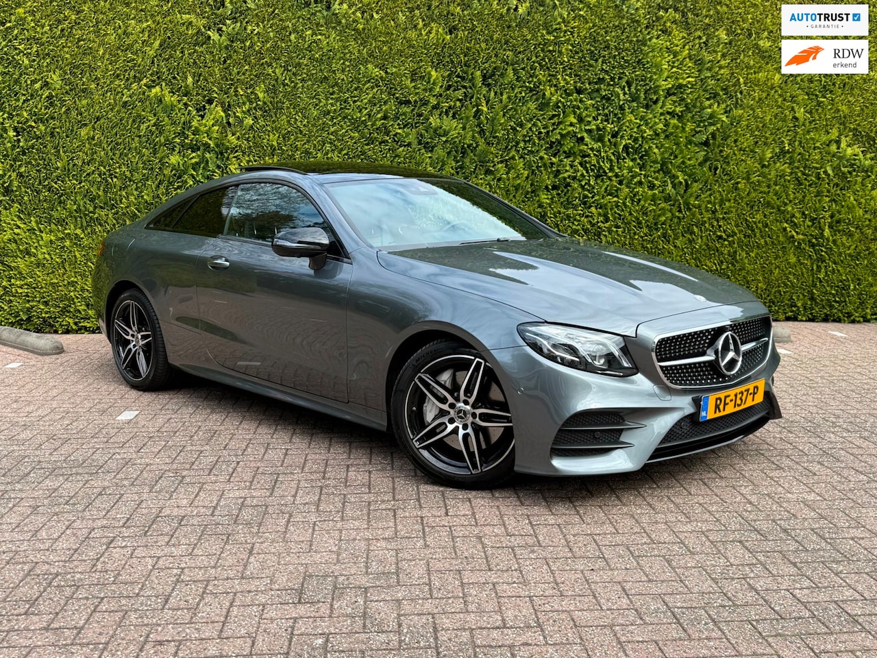 Mercedes-Benz E-klasse Coupé - 300 | AMG | Luchtvering | Night Edition | Burmester | Memory | Premium | Pano | Carplay | - AutoWereld.nl